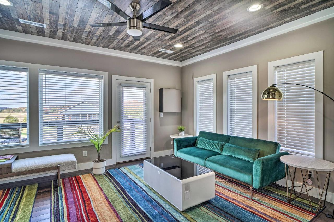 Spacious Sevierville Home With Hot Tub! Exterior photo